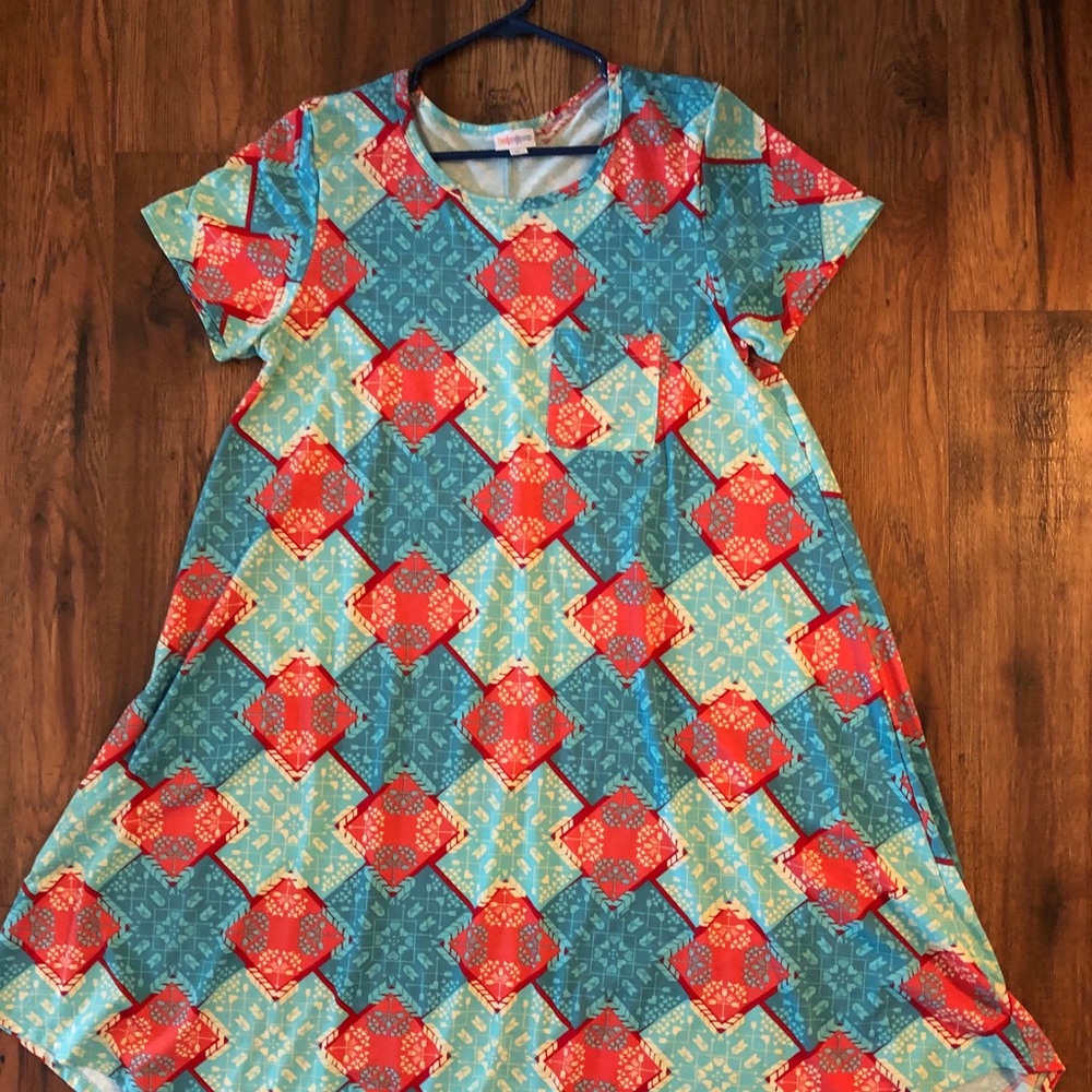 Lularoe Carly size Large